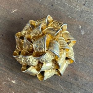 1960’s Kenneth Lane Brooch